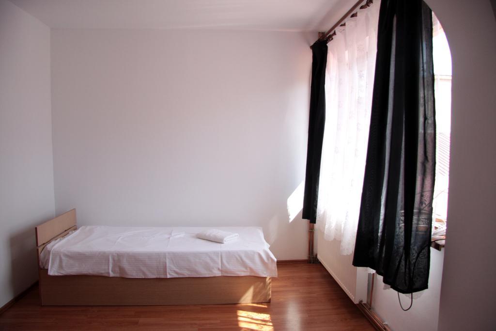 Z Villa Bucareste Quarto foto