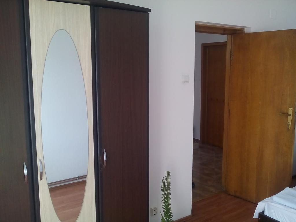 Z Villa Bucareste Quarto foto