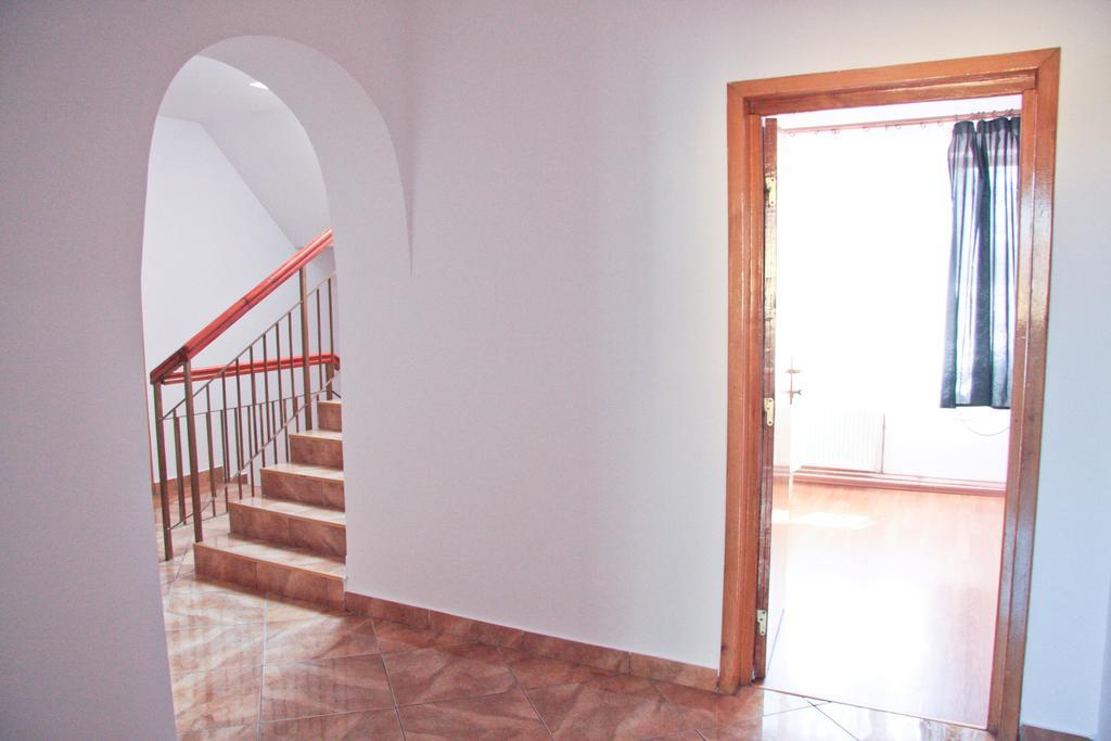 Z Villa Bucareste Quarto foto